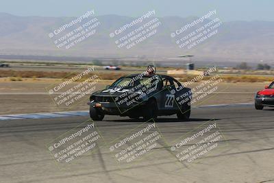 media/Oct-01-2022-24 Hours of Lemons (Sat) [[0fb1f7cfb1]]/10am (Front Straight)/